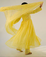 Load image into Gallery viewer, Vihana Kurti set