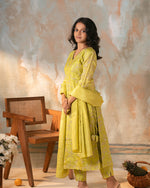 Load image into Gallery viewer, Emera Kurti Set
